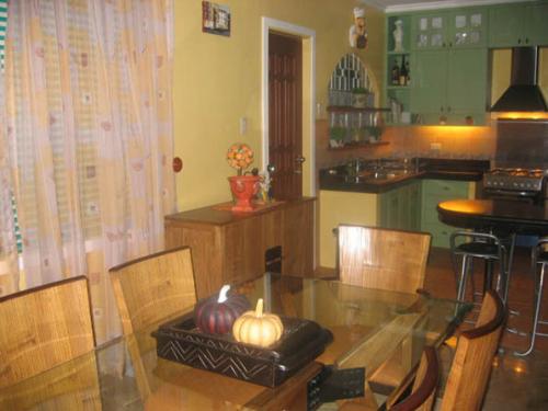 FOR SALE: Apartment / Condo / Townhouse Manila Metropolitan Area > Quezon 7