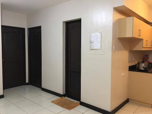 FOR RENT / LEASE: Apartment / Condo / Townhouse Manila Metropolitan Area > Las Pinas 9