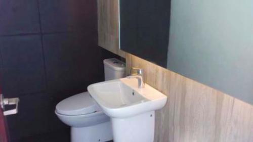 FOR SALE: Apartment / Condo / Townhouse Manila Metropolitan Area > Quezon 6