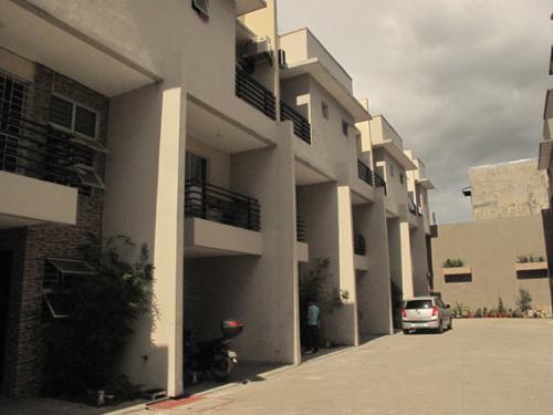 FOR SALE: Apartment / Condo / Townhouse Manila Metropolitan Area > Quezon 3