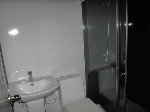 FOR SALE: Apartment / Condo / Townhouse Manila Metropolitan Area > Quezon 1
