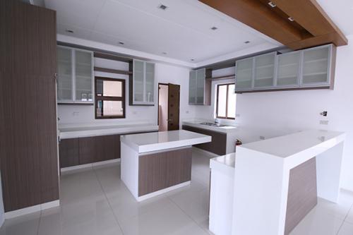 FOR SALE: Apartment / Condo / Townhouse Manila Metropolitan Area > Quezon 3