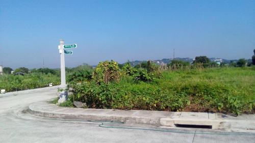 FOR SALE: Lot / Land / Farm Manila Metropolitan Area > Marikina 1