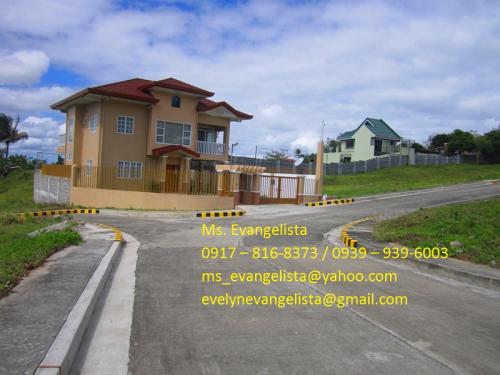 FOR SALE: Apartment / Condo / Townhouse Tagaytay 3