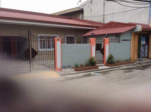 FOR SALE: Apartment / Condo / Townhouse Manila Metropolitan Area > Quezon 11