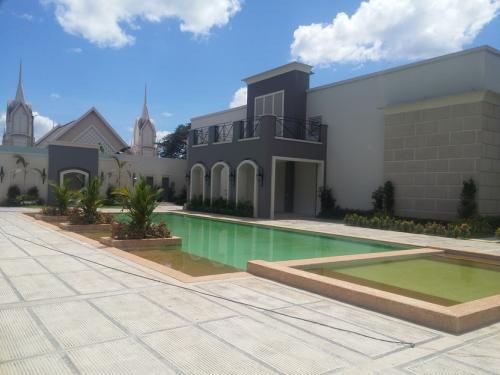 Trevi Marikina Swimming Pool
