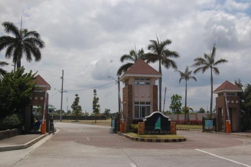 Carmel Ridge Calamba Main Gate