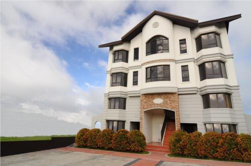 Tagaytay Condo