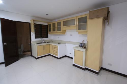 FOR SALE: Apartment / Condo / Townhouse Manila Metropolitan Area > Quezon 4
