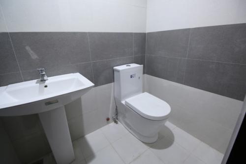 FOR SALE: Apartment / Condo / Townhouse Manila Metropolitan Area > Quezon 5