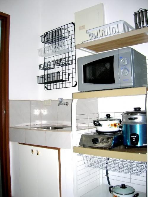 FOR RENT / LEASE: Apartment / Condo / Townhouse Manila Metropolitan Area > Makati 2