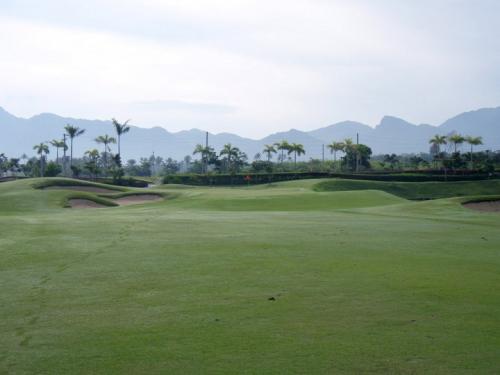 Summit point lipa  fairway view