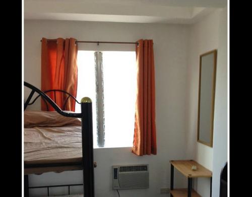 FOR RENT / LEASE: Apartment / Condo / Townhouse Manila Metropolitan Area > Makati 2
