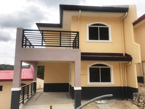 FOR SALE: House Cebu > Other areas