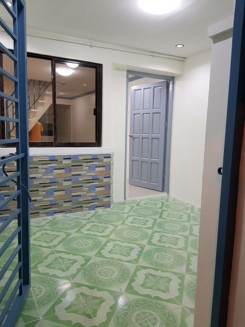 FOR SALE: Apartment / Condo / Townhouse Manila Metropolitan Area > Las Pinas 2