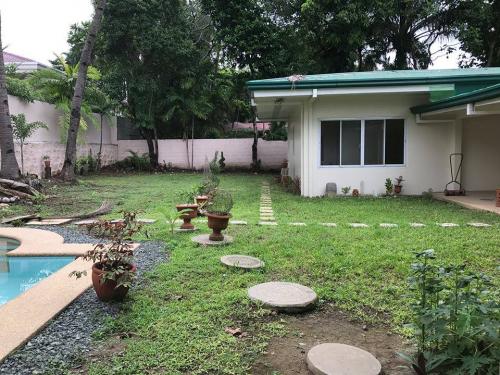 FOR RENT / LEASE: Apartment / Condo / Townhouse Manila Metropolitan Area > Makati