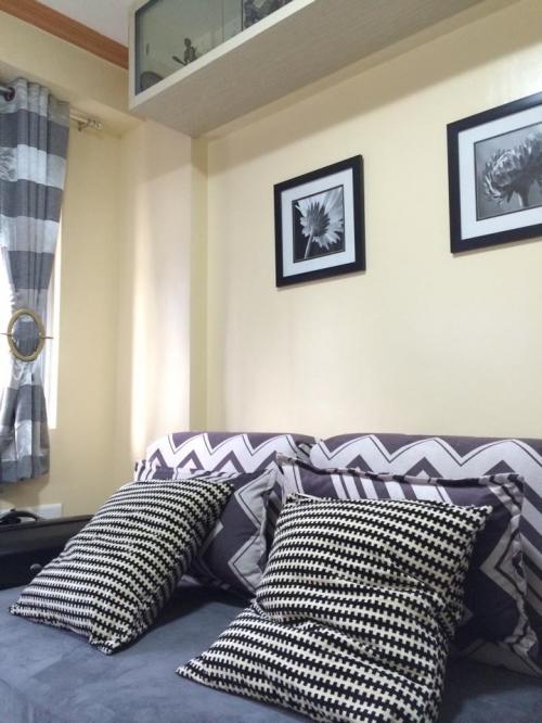 Studio with privacy room