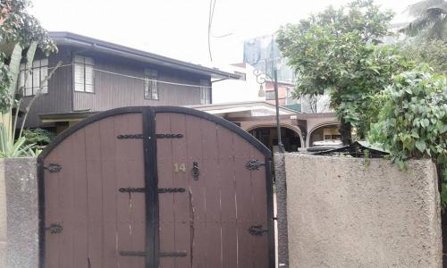 FOR SALE: House Manila Metropolitan Area > Quezon