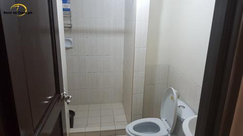 Toilet - Shared