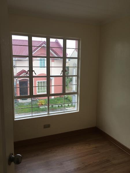 FOR SALE: Apartment / Condo / Townhouse Cavite > Imus 2