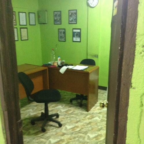 FOR RENT / LEASE: Office / Commercial / Industrial Manila Metropolitan Area > Quezon 1