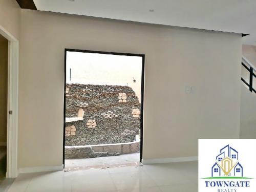 FOR SALE: House Manila Metropolitan Area 12