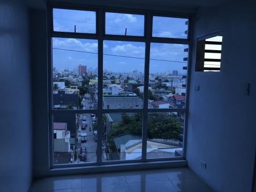 FOR RENT / LEASE: Apartment / Condo / Townhouse Manila Metropolitan Area > Makati 2