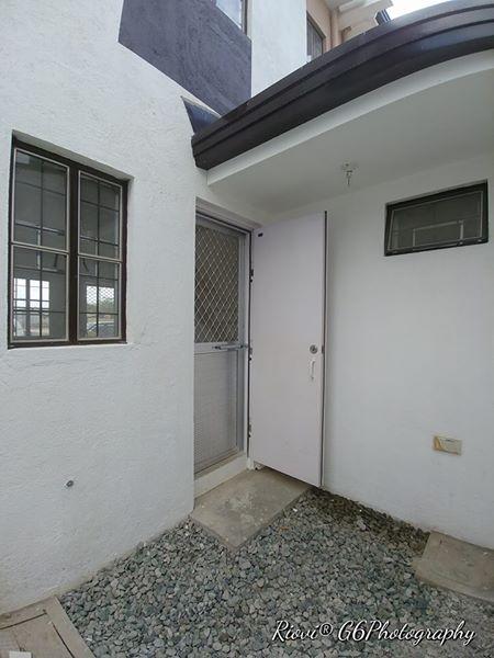 FOR SALE: Apartment / Condo / Townhouse Cavite > Dasmarinas 6