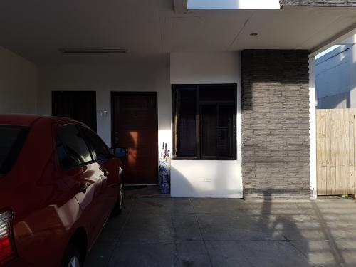 FOR SALE: House Manila Metropolitan Area > Paranaque 1