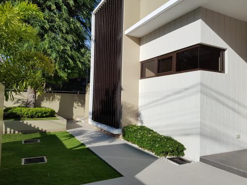 FOR SALE: House Manila Metropolitan Area > Muntinlupa 2