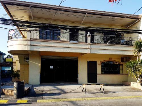 FOR SALE: Apartment / Condo / Townhouse Manila Metropolitan Area > Las Pinas 2