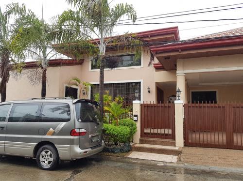 FOR SALE: House Manila Metropolitan Area > Paranaque 1