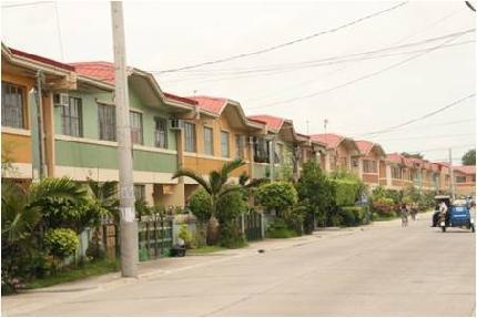 FOR SALE: Apartment / Condo / Townhouse Cavite > Imus
