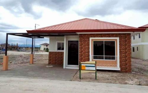 FOR SALE: House Pampanga > San Fernando