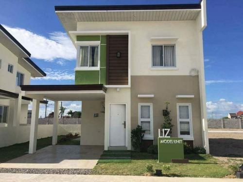 FOR SALE: House Pampanga > San Fernando