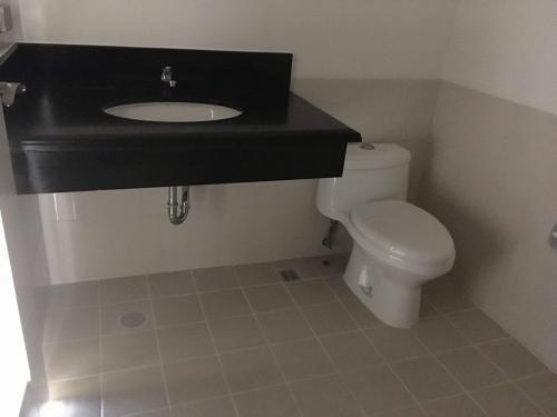 FOR SALE: Apartment / Condo / Townhouse Manila Metropolitan Area > Quezon 7