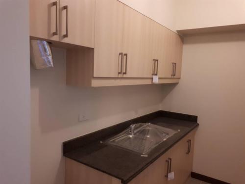 FOR SALE: Apartment / Condo / Townhouse Manila Metropolitan Area > Quezon 8