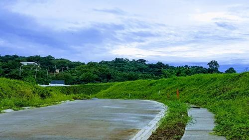 FOR SALE: Lot / Land / Farm Cavite > Silang 6