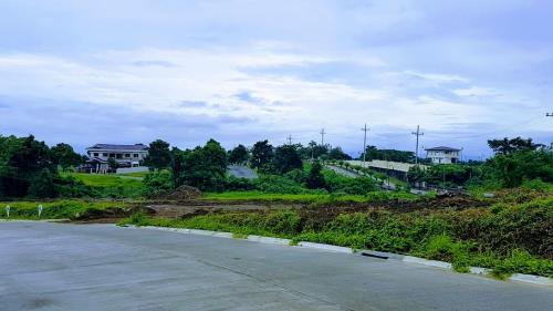 FOR SALE: Lot / Land / Farm Cavite > Silang 7