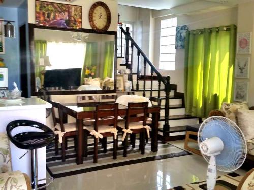 FOR SALE: House Cebu 7