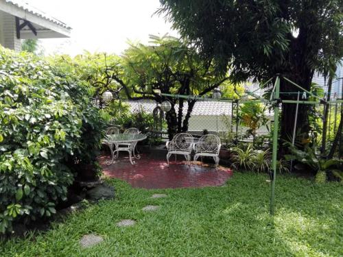 FOR SALE: House Manila Metropolitan Area > Quezon 4