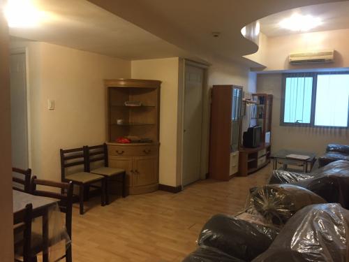 FOR SALE: Apartment / Condo / Townhouse Manila Metropolitan Area > Manila