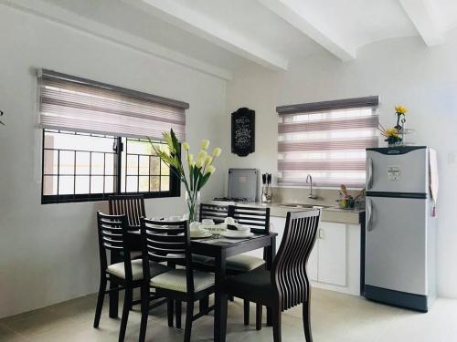 FOR SALE: House Cavite 1