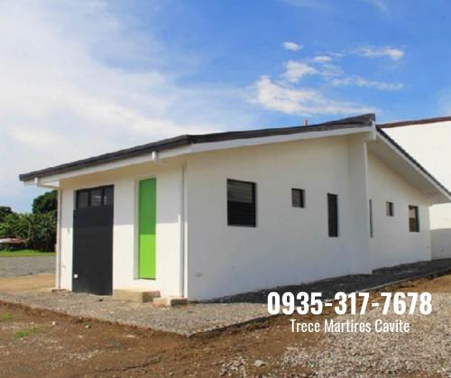 FOR SALE: Apartment / Condo / Townhouse Cavite 3