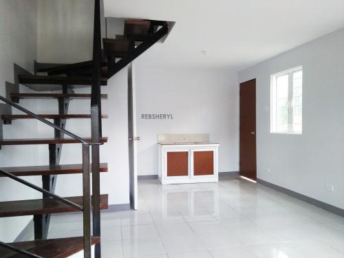 FOR SALE: House Laguna > San Pablo City 2