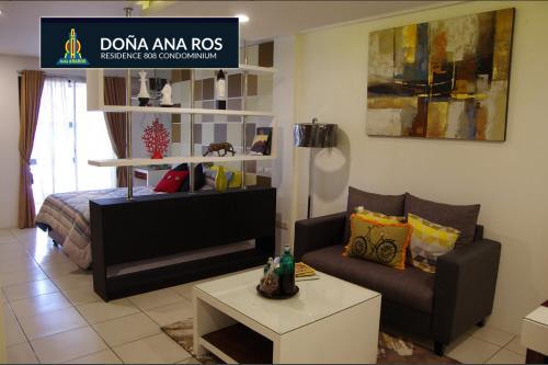 Residence 808 Dona Ana Ros