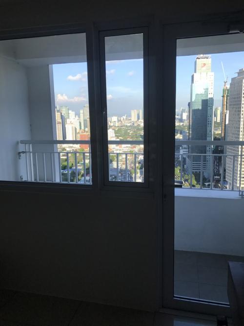 FOR SALE: Apartment / Condo / Townhouse Manila Metropolitan Area > Makati 4