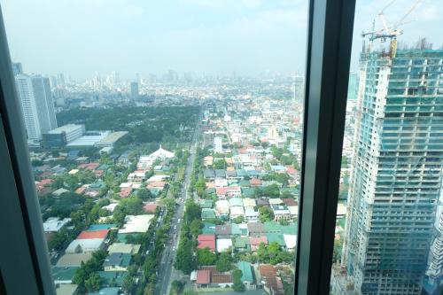 FOR SALE: Apartment / Condo / Townhouse Manila Metropolitan Area > Makati 7