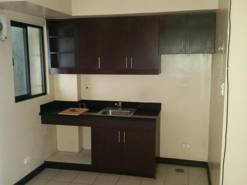 FOR RENT / LEASE: Apartment / Condo / Townhouse Manila Metropolitan Area 4