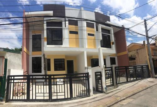 FOR SALE: House Manila Metropolitan Area > Marikina